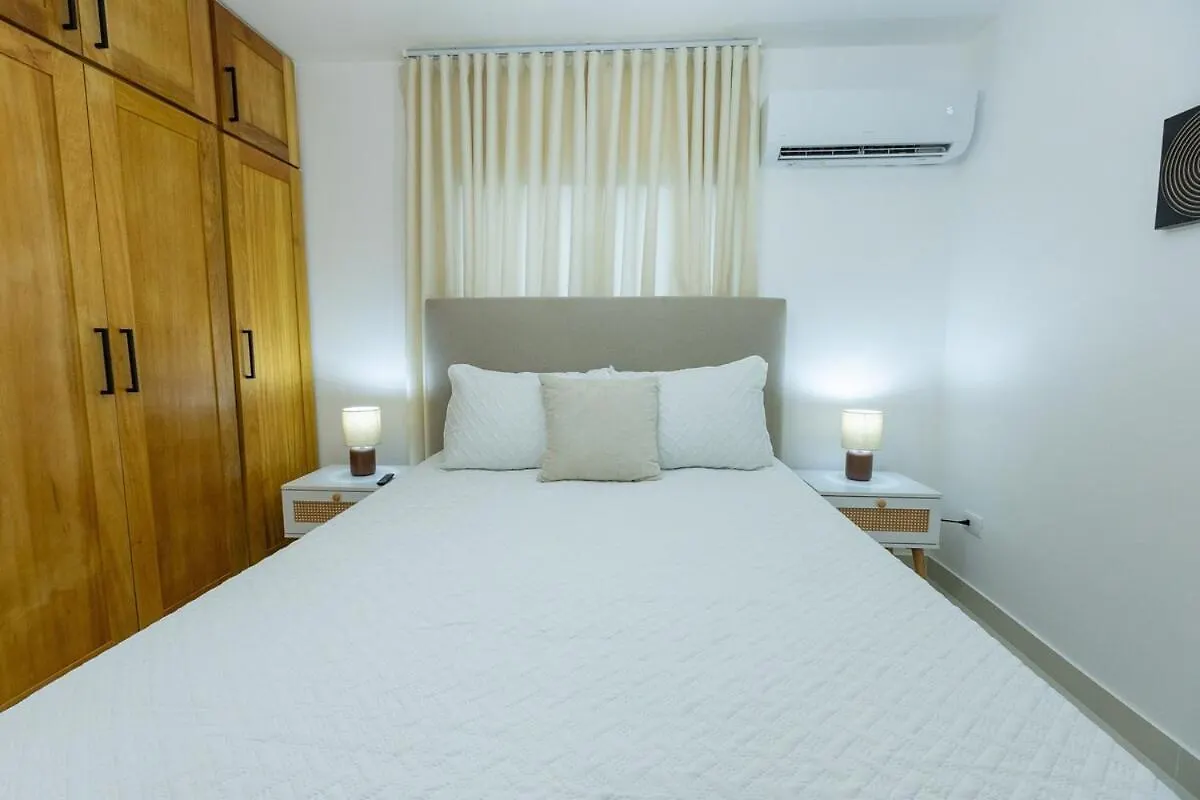 דירות סנטיאגו דה לוס קבאלרוס Modern 3Br! 9Fl, King Bed! Sti!,